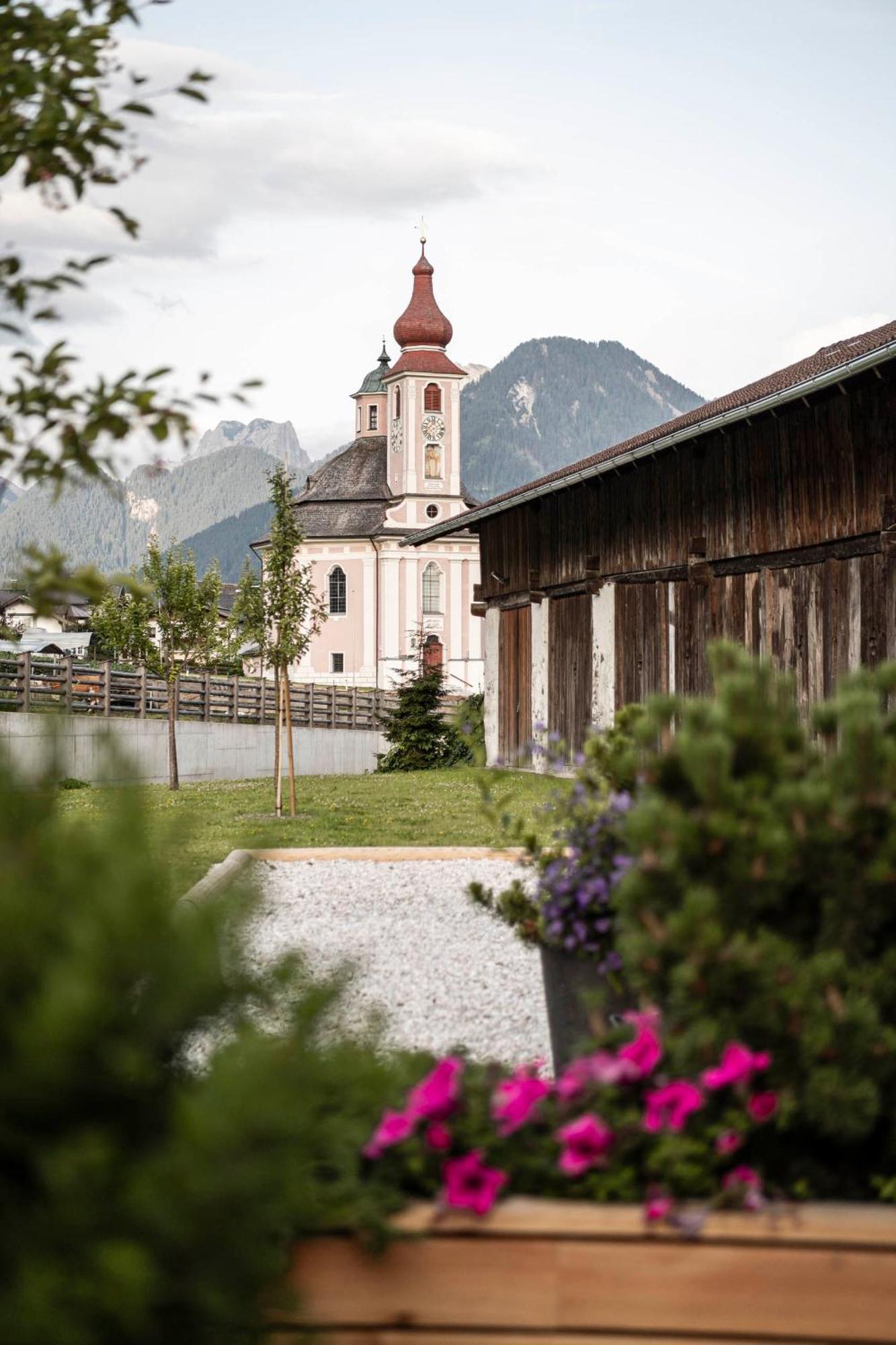 Strasserwirt - Ansitz Zu Tirol Strassen Kültér fotó