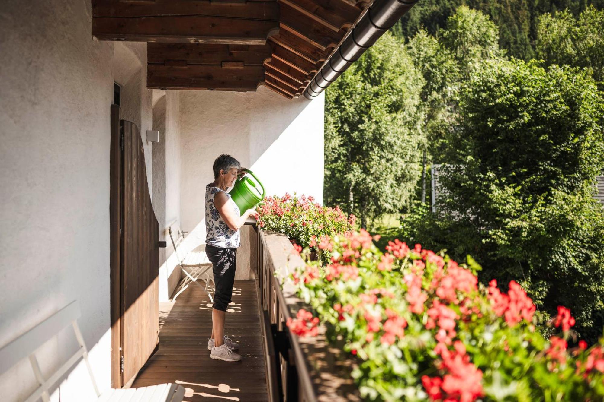 Strasserwirt - Ansitz Zu Tirol Strassen Kültér fotó