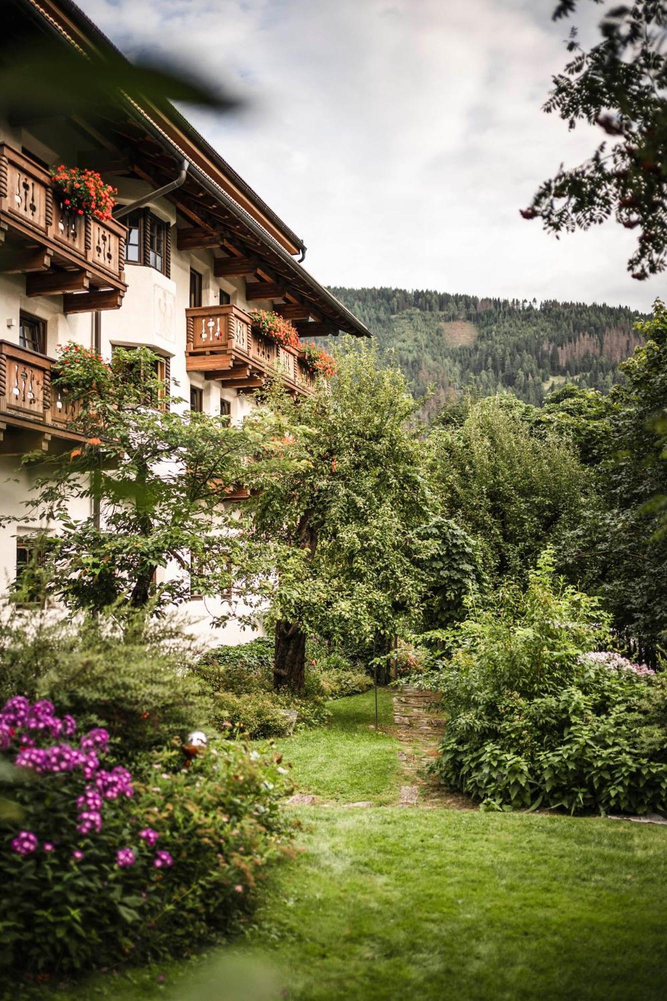 Strasserwirt - Ansitz Zu Tirol Strassen Kültér fotó